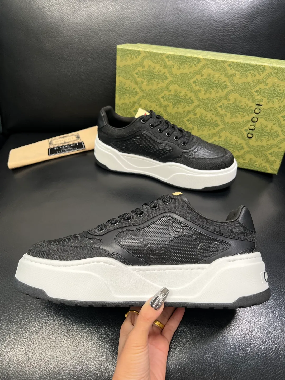 Men's shoes 💰840 Gucci high quality top crafts Gucci counter new original factory configuration, imported cowhide fabric from Italy, imported cowhide lining, breathable and comfortable, sole: original factory special supply original sole super comfortable, original factory and single goods, welcome to compare, code number 38-44 (customized 45 46)